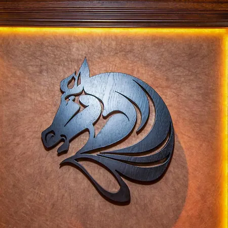 Drake Longchamp Genève