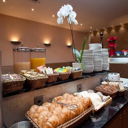 Drake Longchamp Hotel